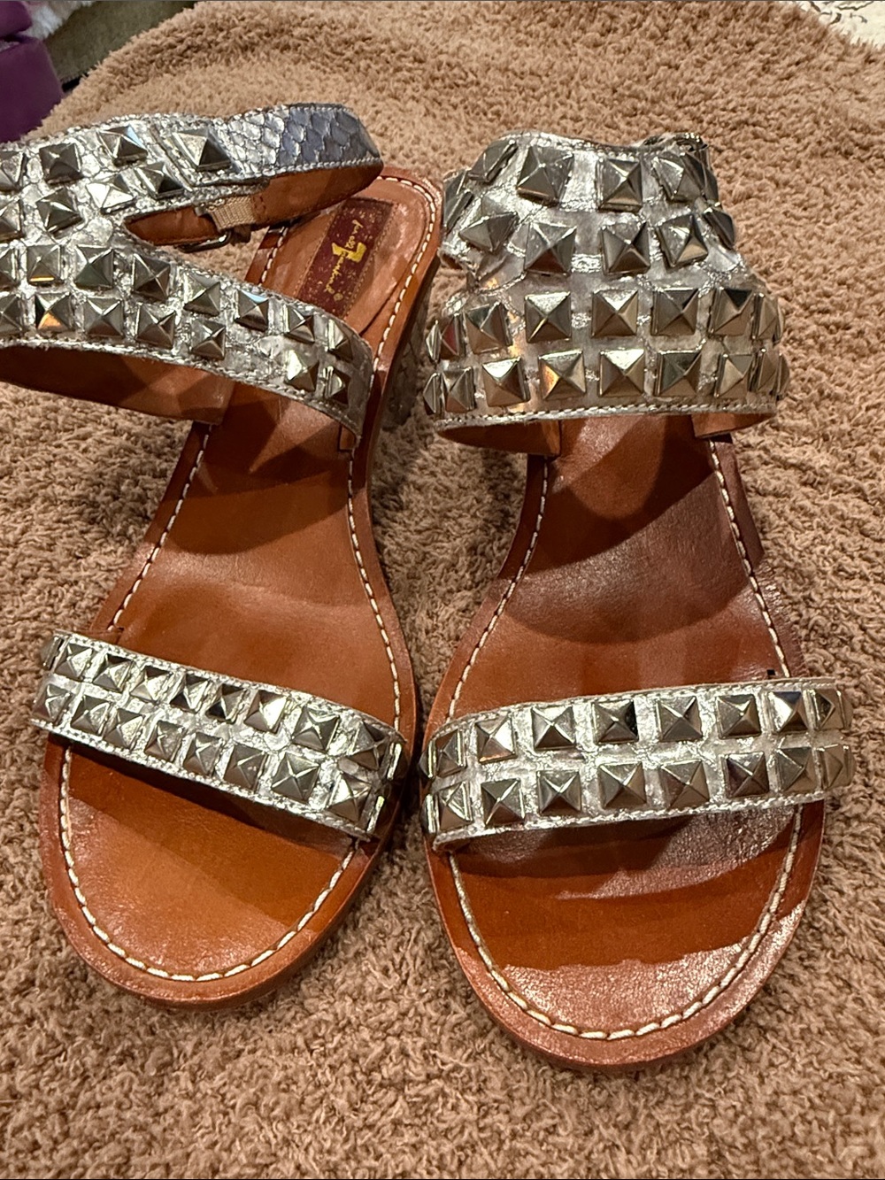 New 7 For All Mankind Silver Strap Studded Leather Heeled Sandals 8